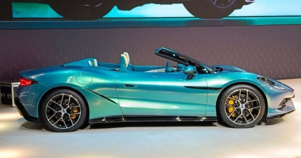 Denza Z electric hypercar side profile showcasing aerodynamic design and sport alloy wheels